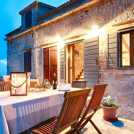 Pool Domina Hébergement de vacances *